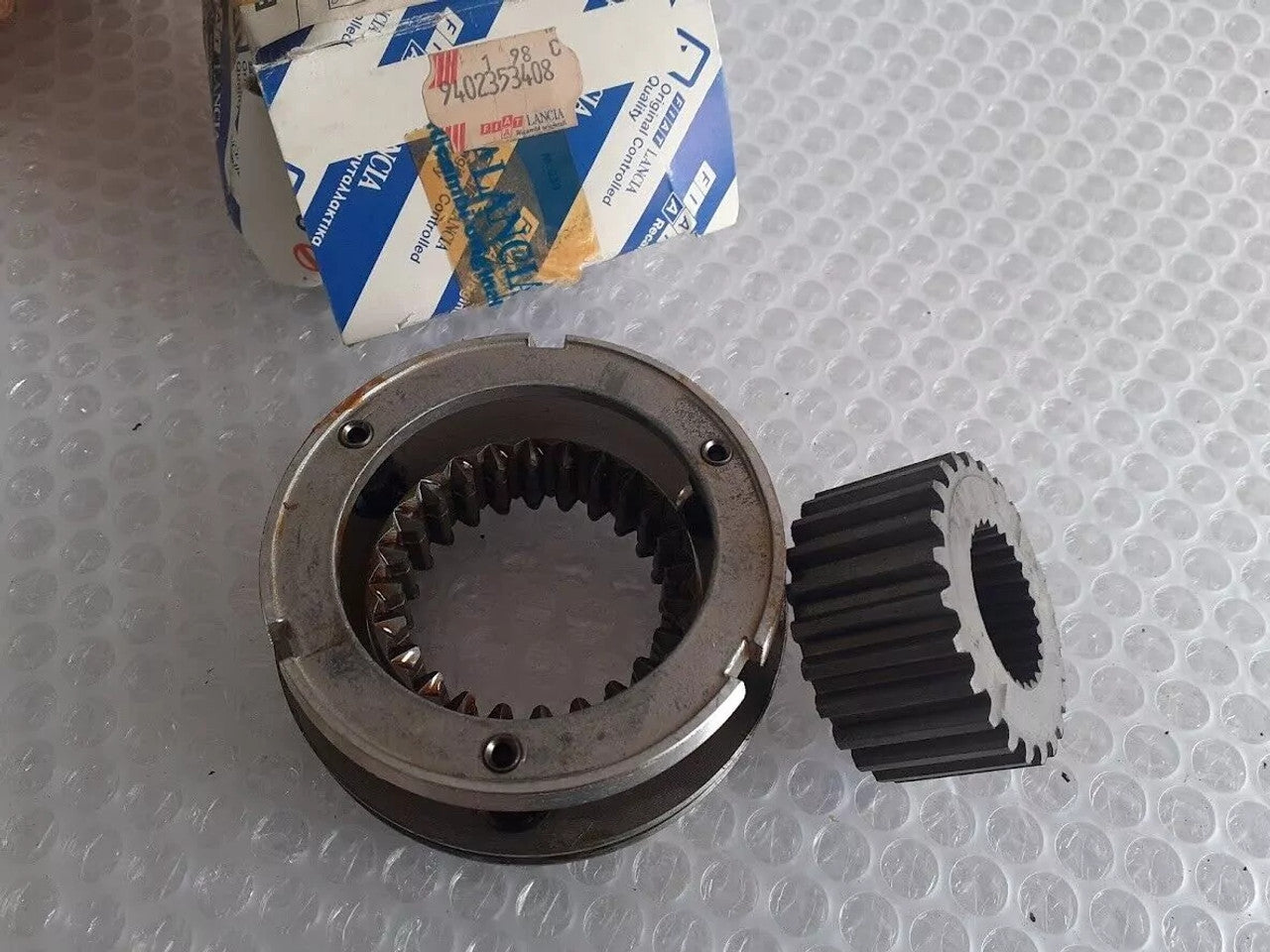Transmission Synchro fits Fiat Scudo Ulysse Lancia Phedra Z 9402353408 9402353609 View Front