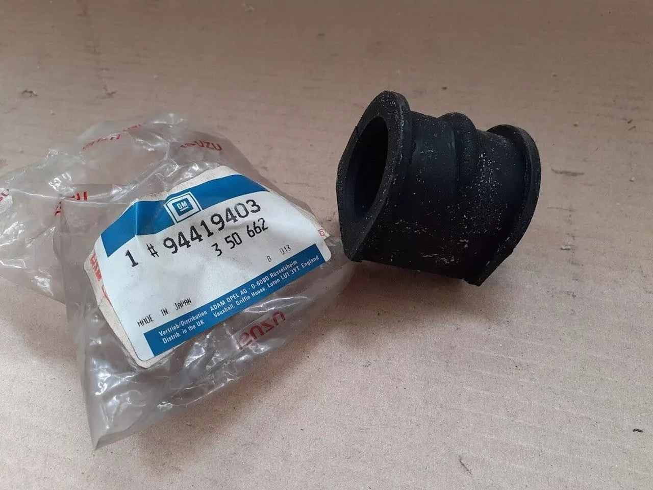 2x Sway Bar Bush Stabilizer fits Opel Vauxhall Frontera A 94419403 Genuine View Front