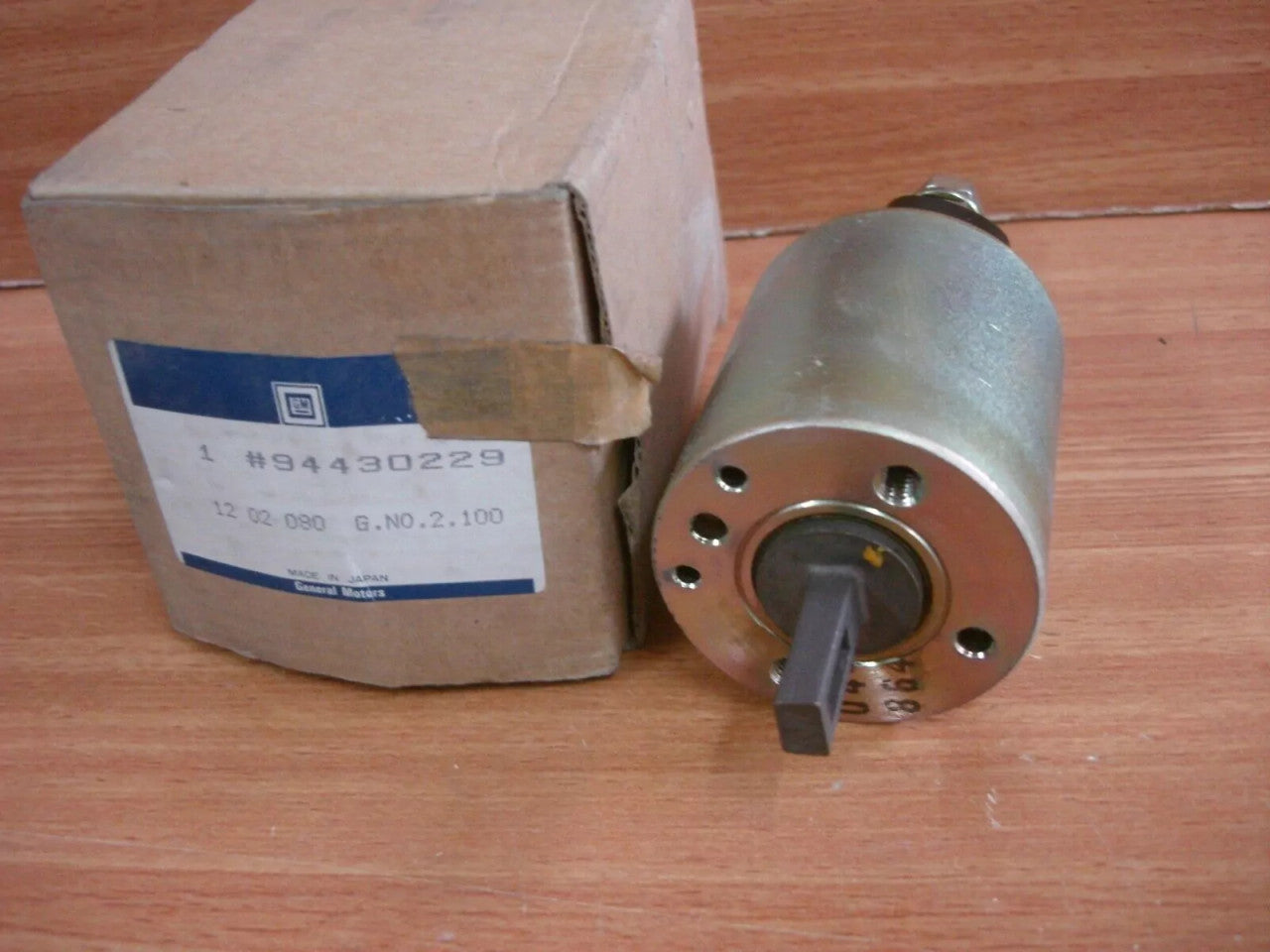 Starter Solenoid Switch fits Opel Vauxhall Astra F Vectra A Cavalier 17TD 94430229 View Front