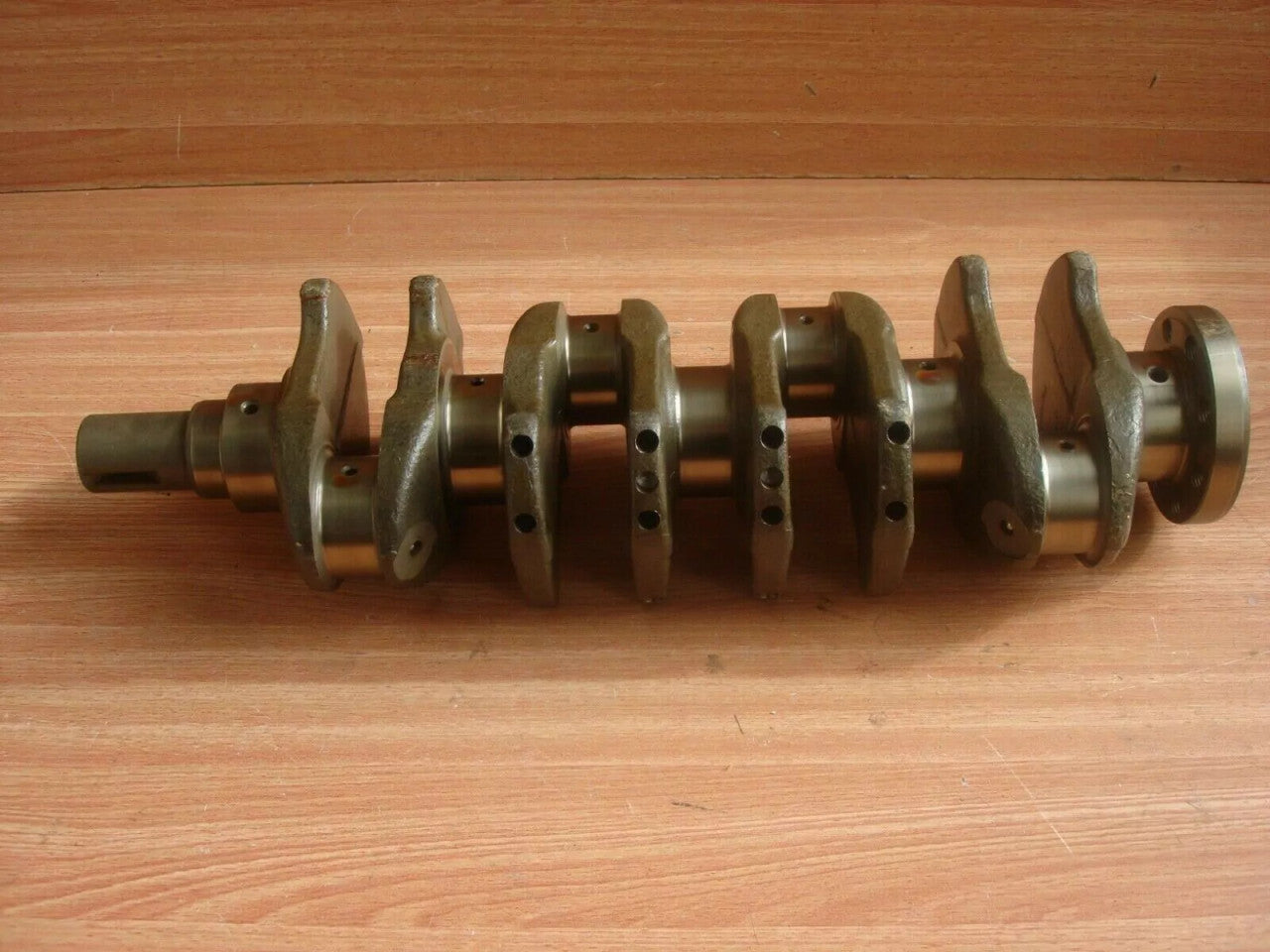 Crankshaft fits Opel Vauxhall Isuzu 15D 15TD 4EC1 4EC1T 94472696 Genuine View Front
