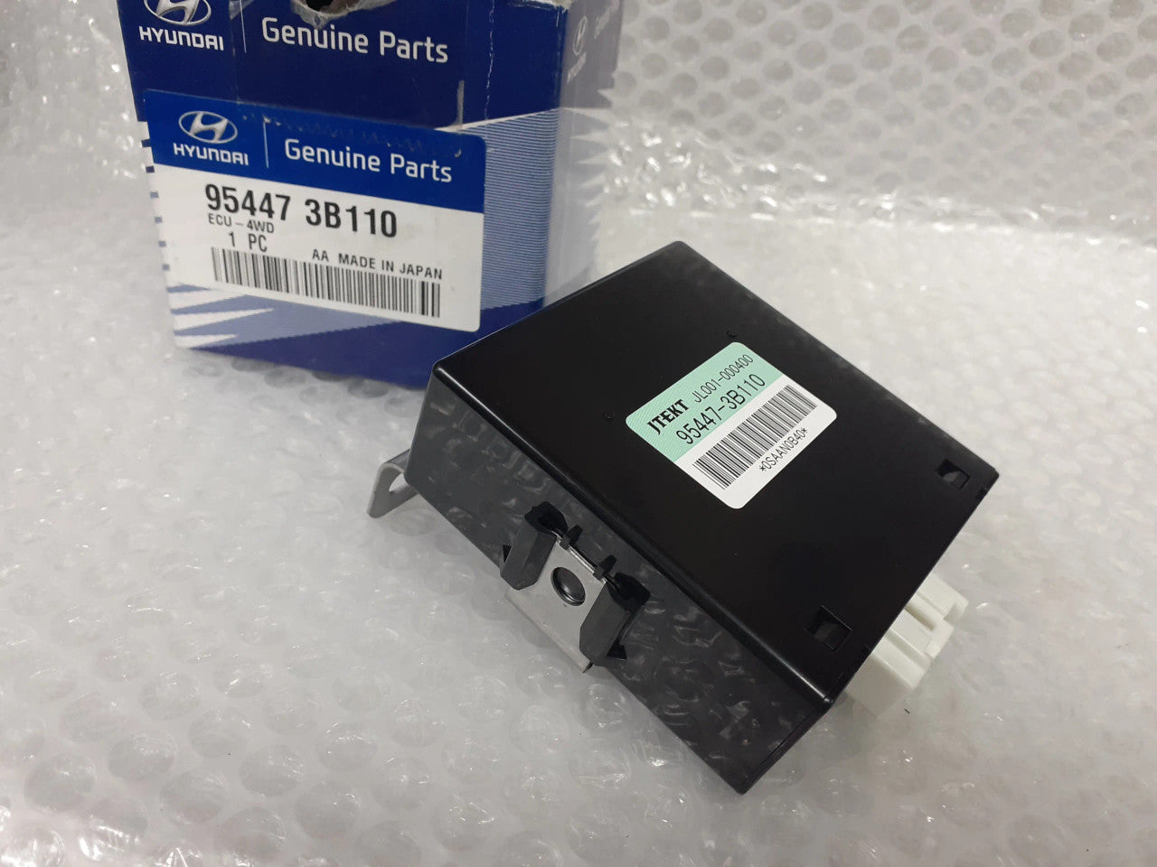 954473B110 View Front