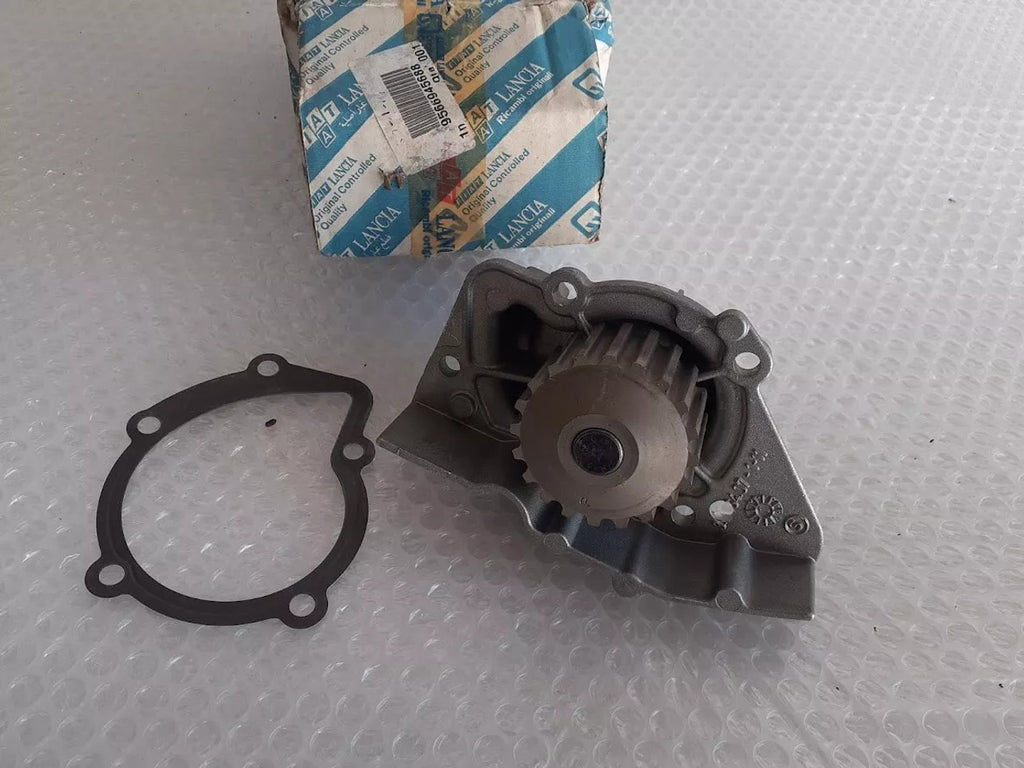 Water Pump fits Fiat Ulysse Ducato Scudo Lancia Z 9566945688 Genuine View Front