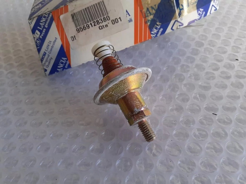Fuel Pump Valve fits Fiat Ulysse Scudo Ducato 9569128380 Genuine View Rear