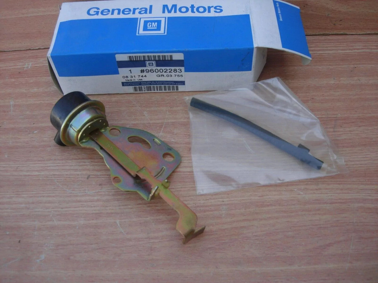Vacuum Pull Rod fits Opel Kadett E Ascona C Vauxhall Cavalier 13S 16S Genuine 96002283 View Rear