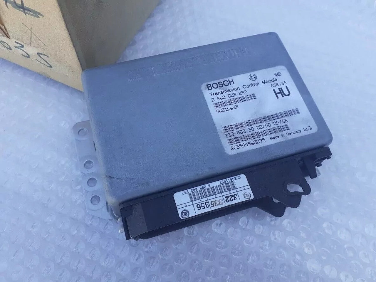 A/T Transmission Control Unit fits Opel Vauxhall Omega B U25TD 96016632 Genuine View Front