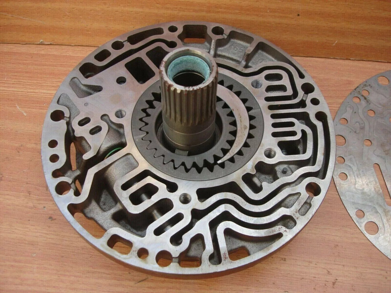 Automatic Transmission Oil Pump fits Opel Vauxhall Omega B U25TD X25TD 96041323 View Rear