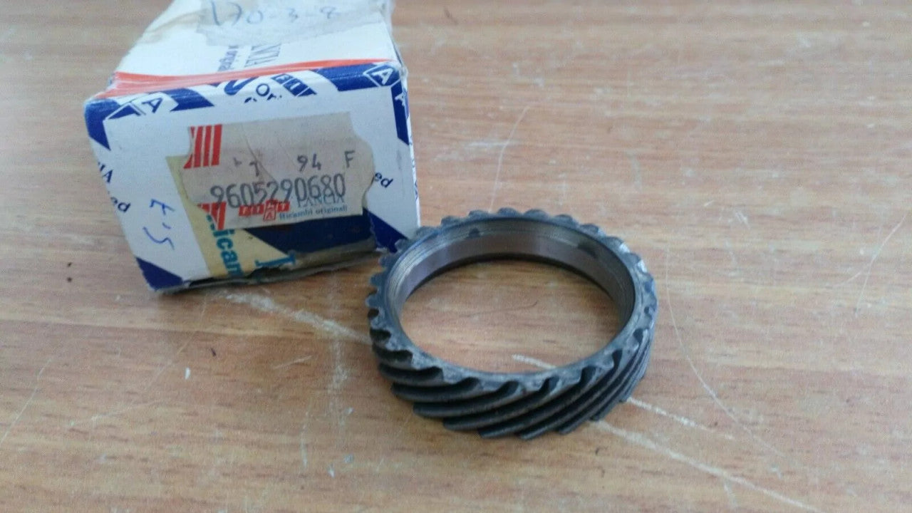 Speedometer Gear 25 Teeth fits Fiat Ducato 9605290680 Genuine View Front