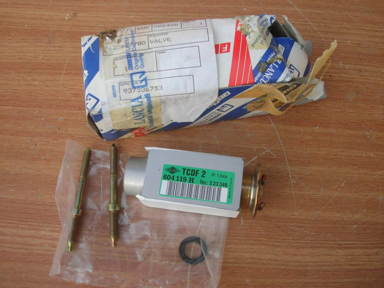 Air Condition Expansion Valve fits Fiat Scudo Lancia Z Fiat Ulysse 9613627780 View Front