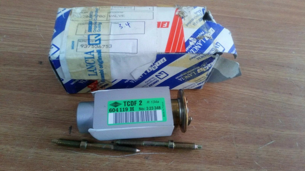 Air Condition Expansion Valve fits Fiat Scudo Lancia Z Fiat Ulysse 9613627780 View Upper