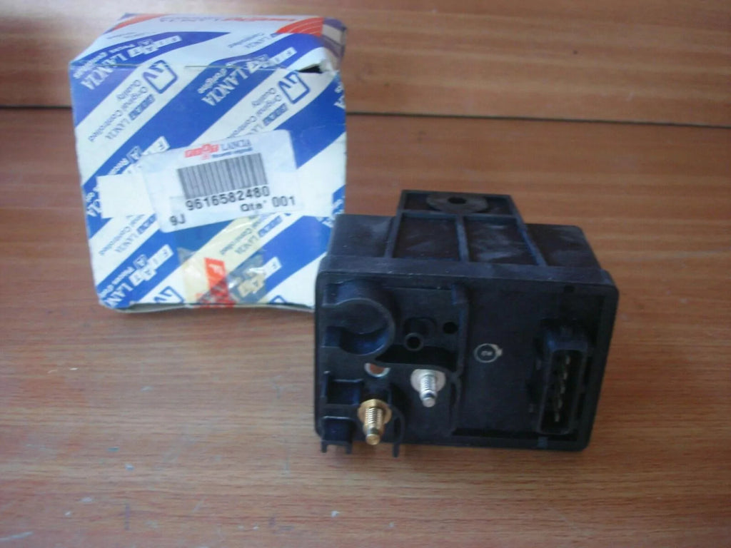 Glow Plug Relay fits Fiat Scudo Peugeot Partner Citroen Berlingo 9616582480 View Rear