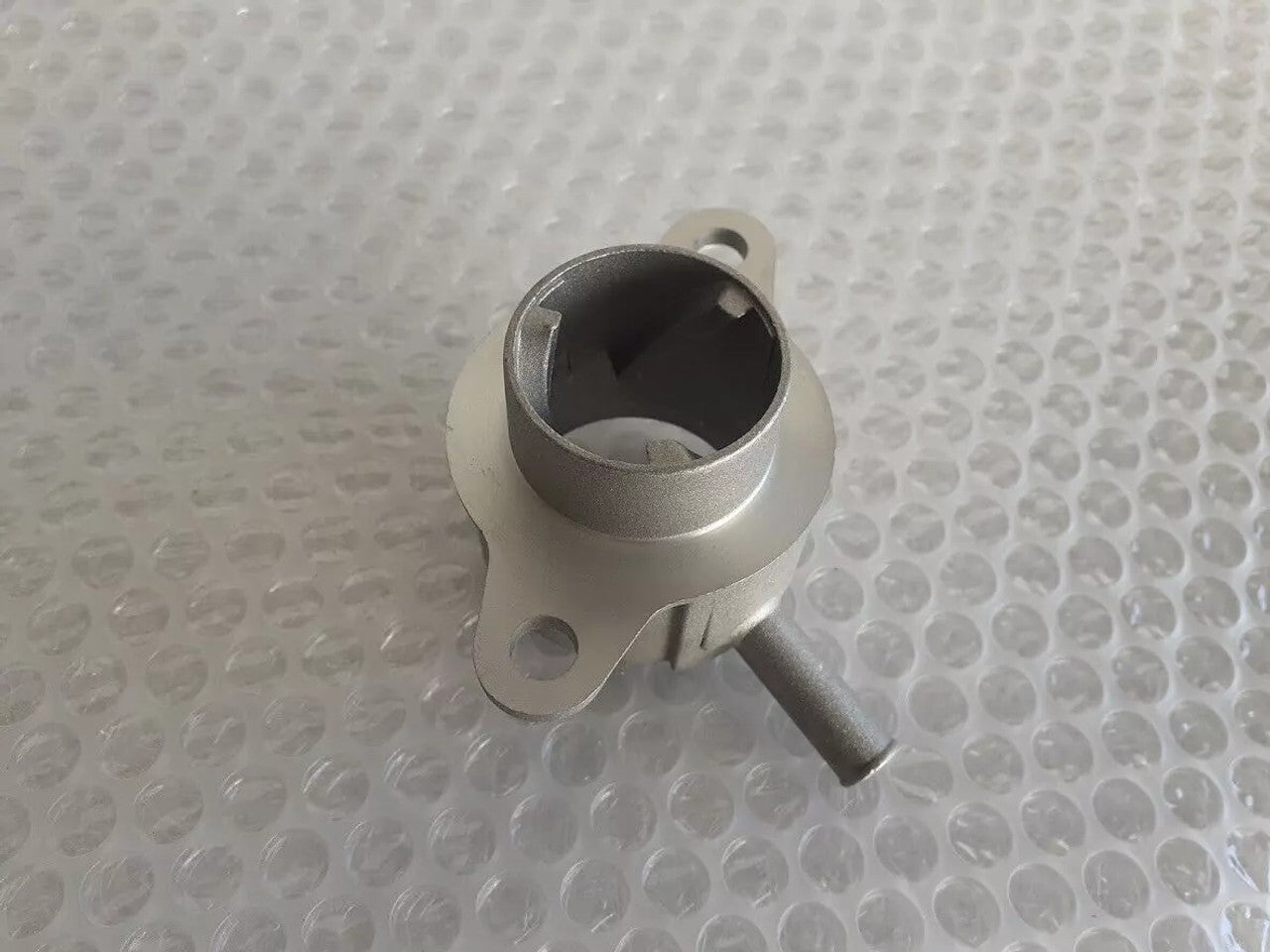 Thermostat Housing fits Daewoo Aveo Lanos Optra 96180615 View Rear