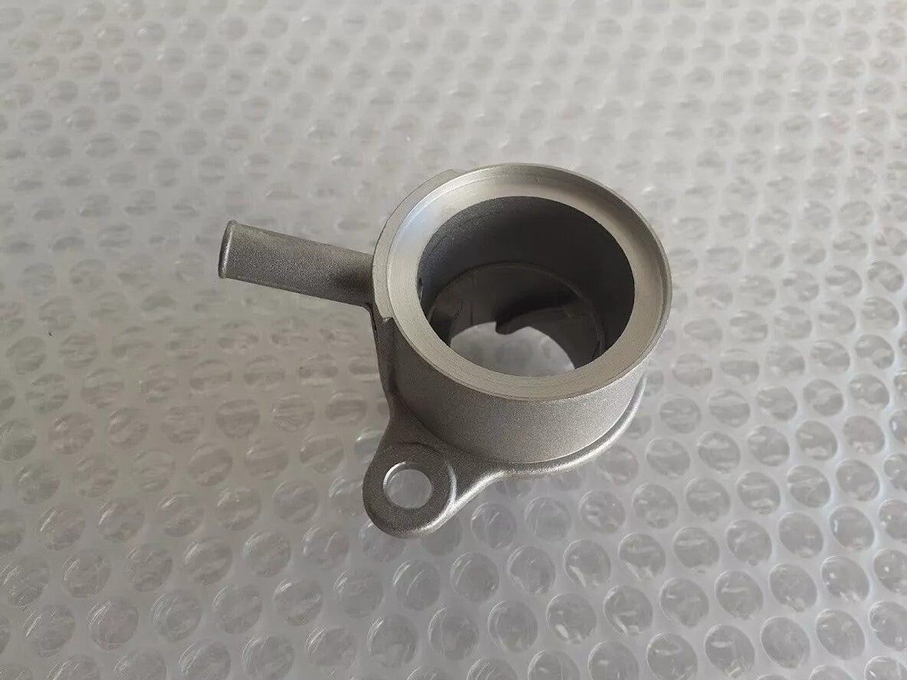 Thermostat Housing fits Daewoo Aveo Lanos Optra 96180615 View Right
