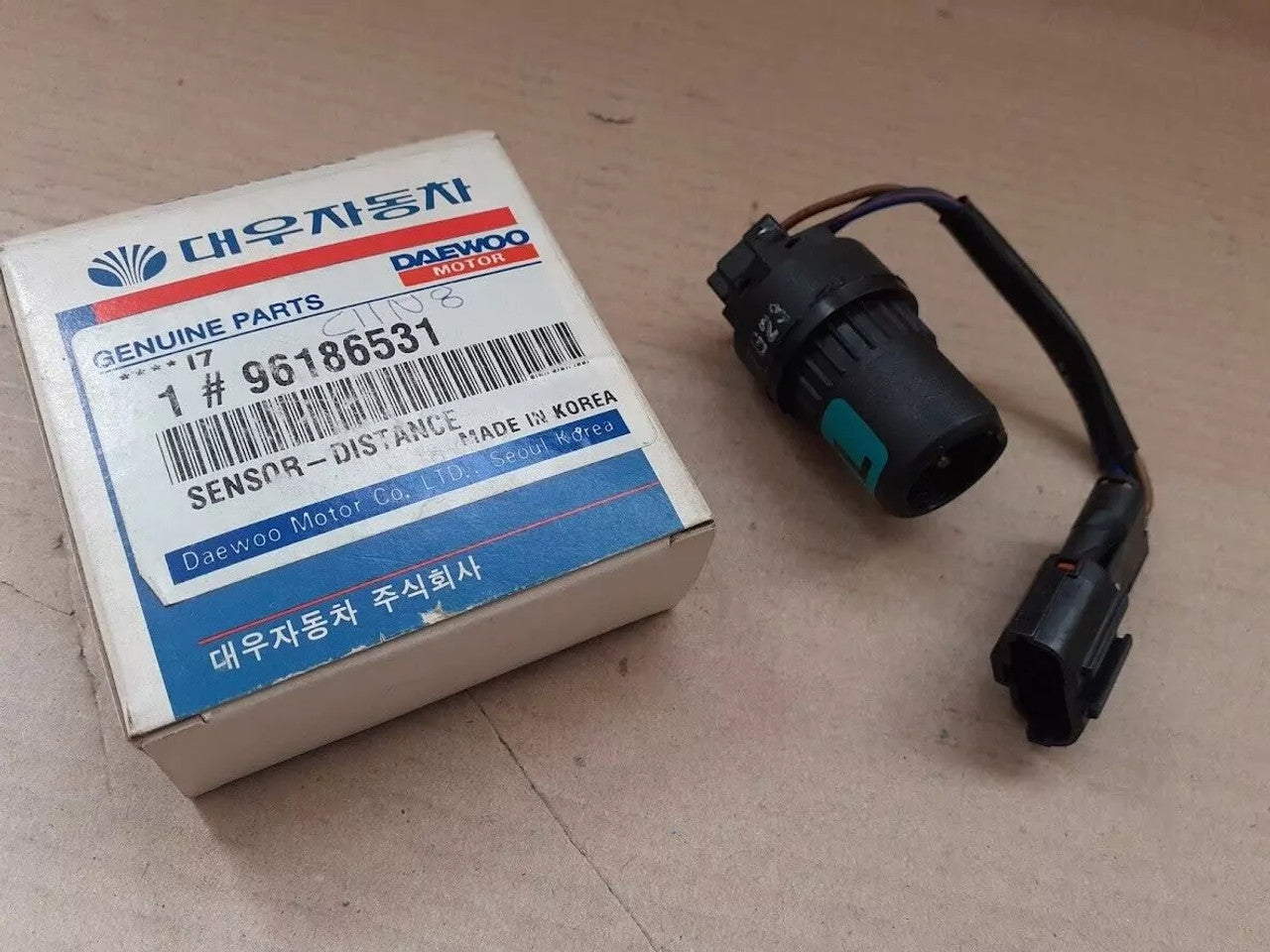 Sensor Distance fits Daewoo Racer Pontiac LeMans 96186531 Genuine View Front