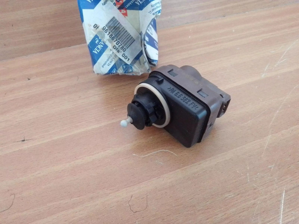 Headlight Level Adjuster fits Fiat Ulysse Scudo Lancia Z 9618670780 Genuine View Front
