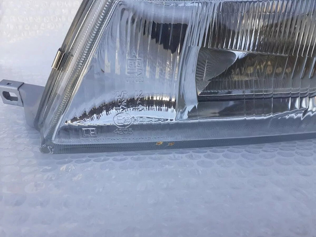 Headlight Left fits Daewoo Cielo 96187416 Genuine View Right