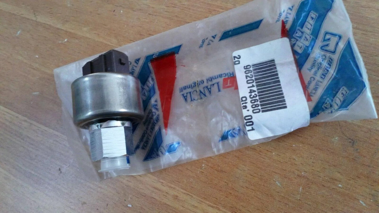 Air Condition Pressure Switch fits Fiat Ulysse Lancia Zeta 9620143680 Genuine View Front