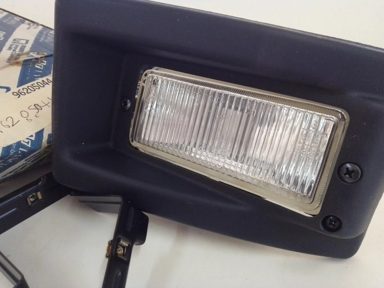 Fog Light Front Left fits Fiat Ducato Peugeot Citroen 96205044 Genuine View Rear