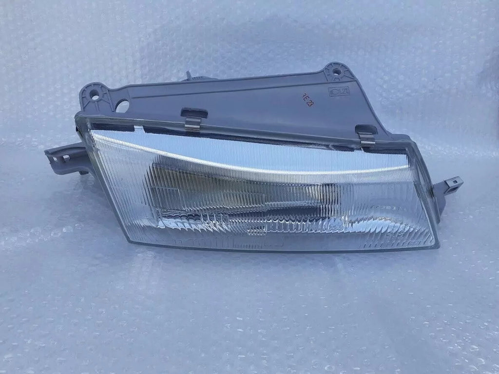 Headlight Right fits Daewoo Cielo 96232207 Genuine View Front