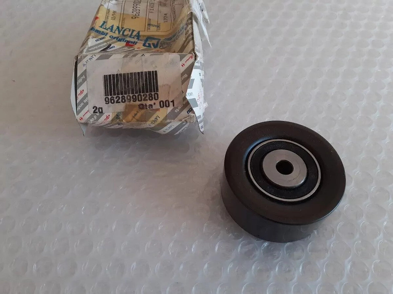Belt Idler Pulley fits Fiat Scudo Peugeot Partner Expert 9628990280 Genuine View Front