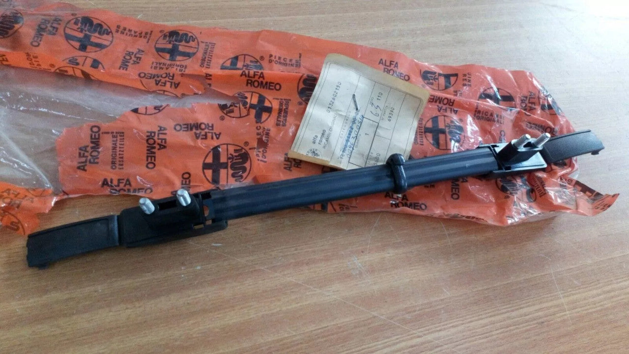 Grab Handle Rear fits Alfa Romeo 75 96300514 Genuine View Rear