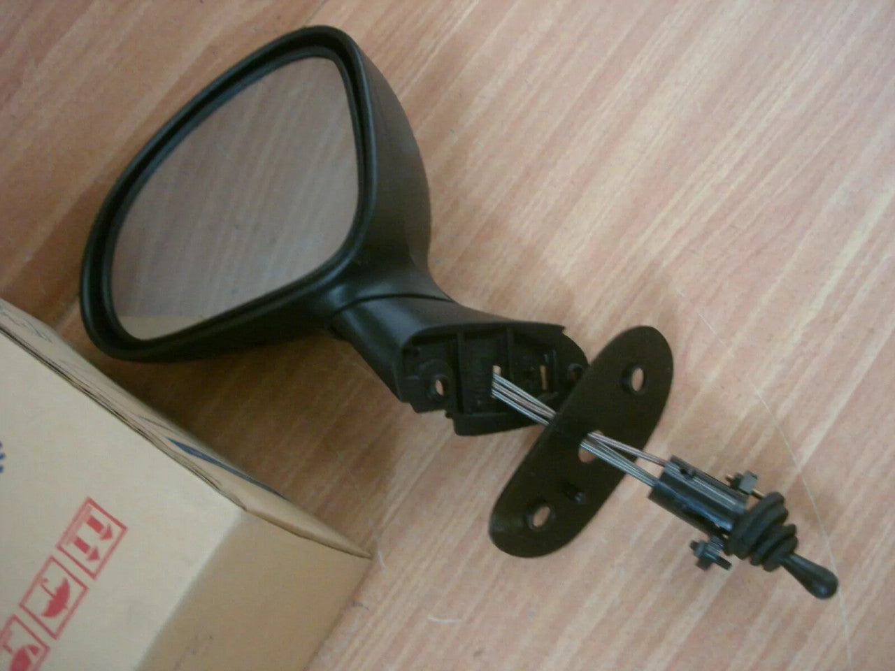 Wing Mirror Left RHD fits Daewoo Chevrolet Matiz Spark M100 96323368S Genuine View Rear
