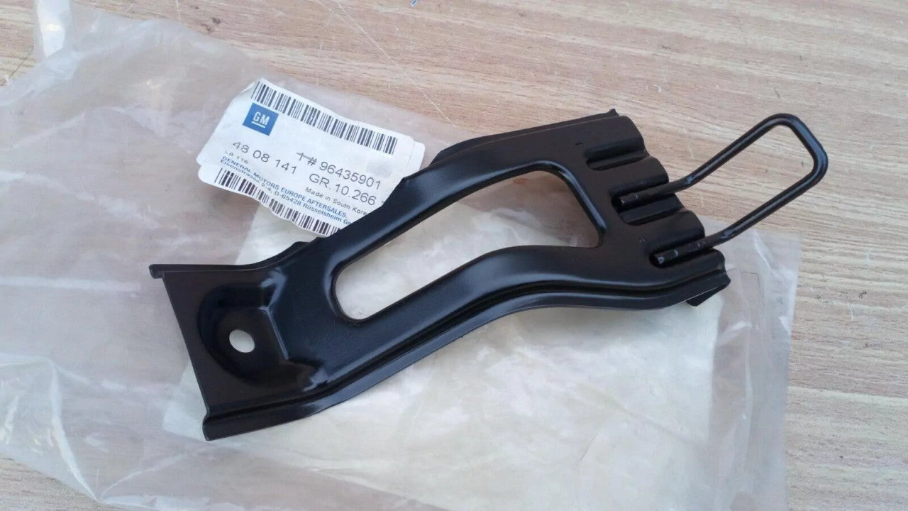 Glove Box Lock Striker RHD fits Opel Vauxhall Antara 96435901 Genuine View Front