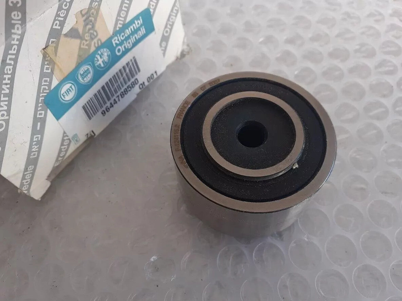 Outer Belt Idler Pulley fits Fiat Ducato 9644788580 Genuine View Front