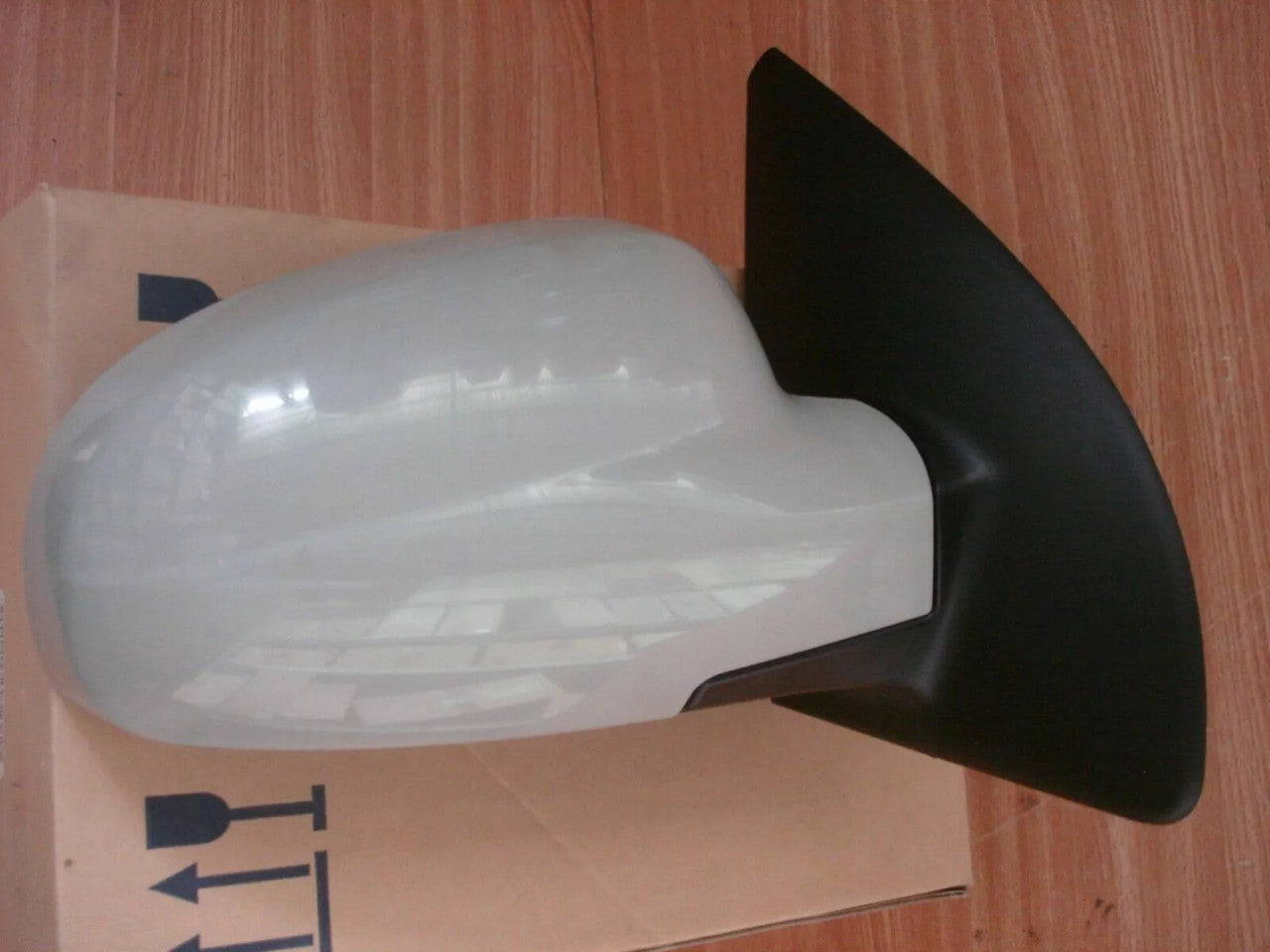 Wing Mirror Right RHD fits Daewoo Kalos Chevrolet Aveo T200 96618710 Genuine View Rear
