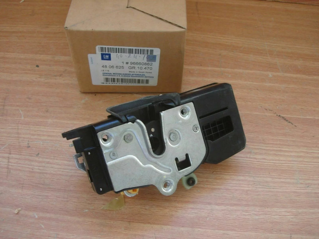 Door Lock Front Right RHD fits Opel Vauxhall Antara 96660862 Genuine View Front