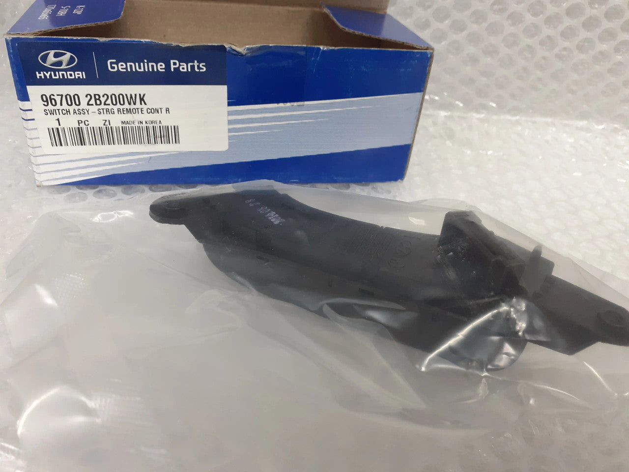 967002B200WK View Rear