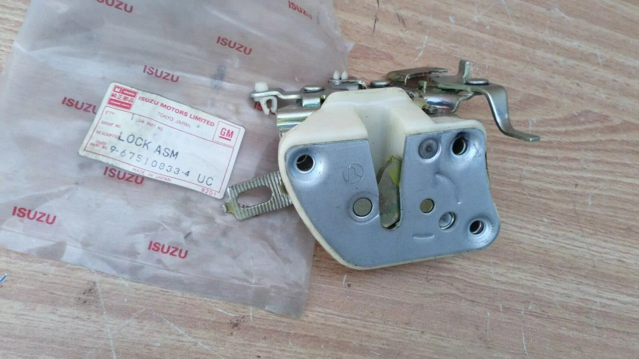 Door Lock Rear Left fits Isuzu Pickup KB 9675108334 Genuine View Front