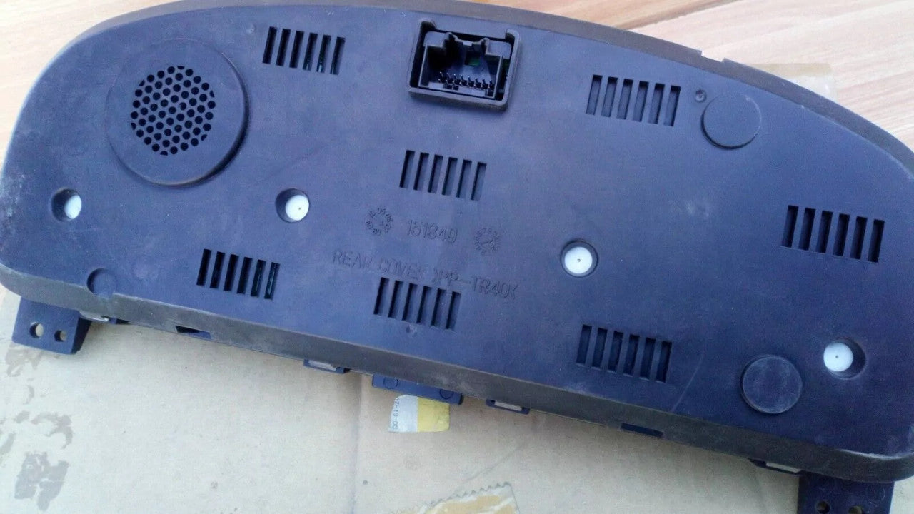 Instrument Cluster fits Chevrolet Captiva Daewoo Winstorm 96941862 Genuine View Right