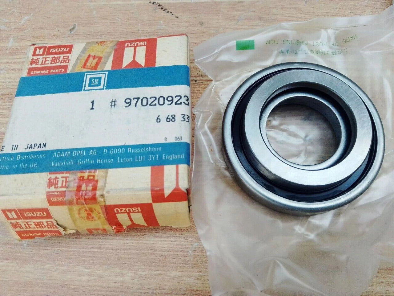 Clutch Release Bearing fits Opel Vauxhall Frontera A B 97020923 Genuine View Front