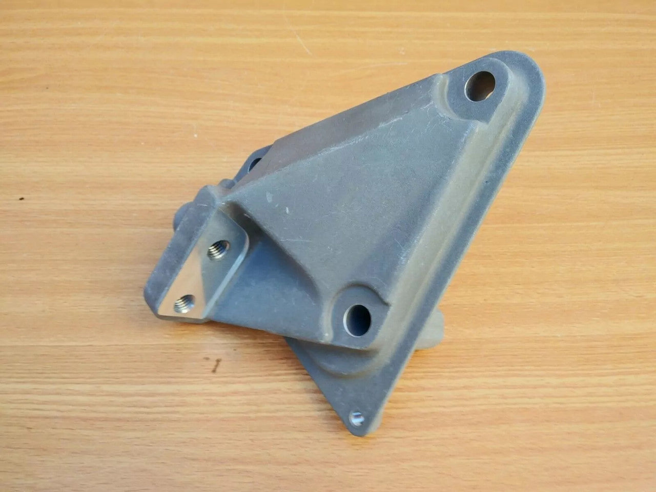 Engine Mount Bracket Right fits Opel Vauxhall Corsa B Combo 97086485 Genuine View Rear