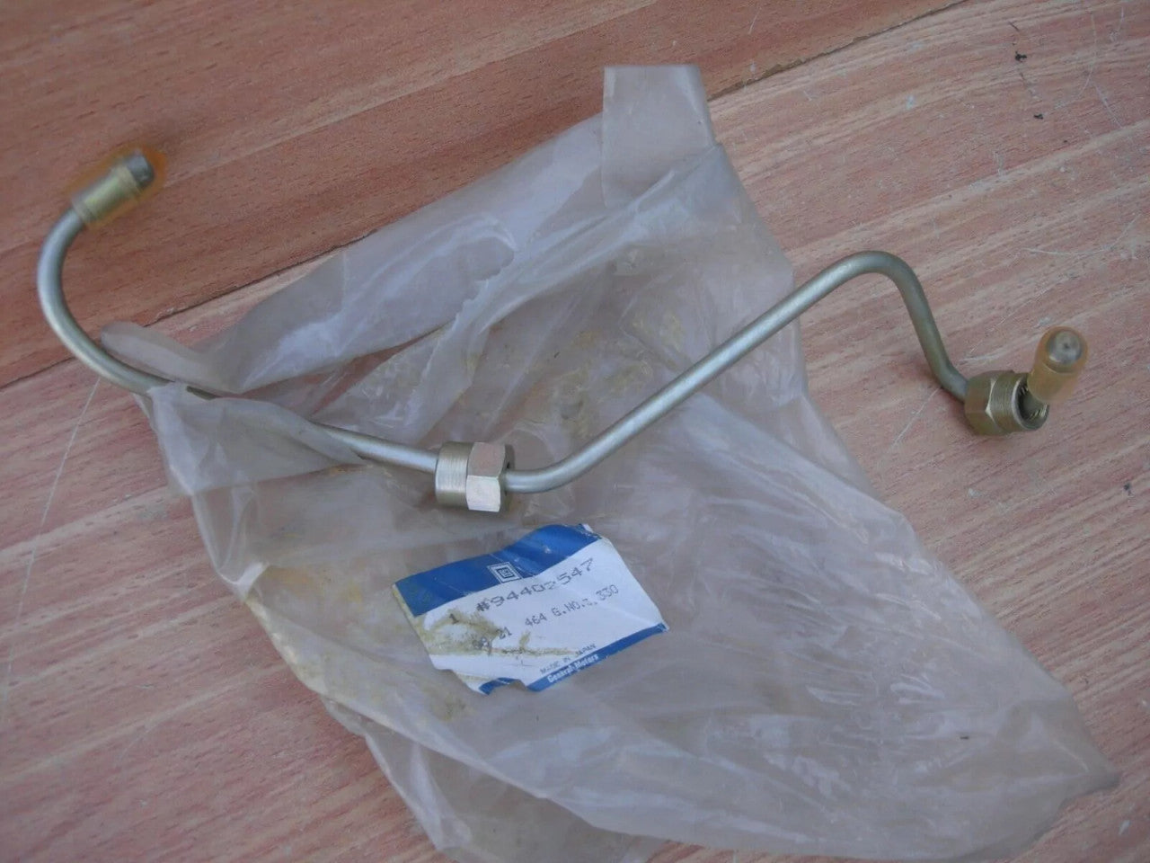 Fuel Injection Pipe 1 fits Opel Vauxhall Nova Corsa A B Astra F Vectra B Diesel 97109009 View Rear