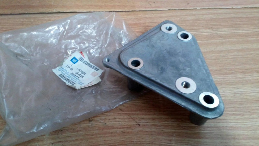 Engine Mount Bracket Right fits Opel Vauxhall Astra G Corsa C Y17DT Y17DTL 97206093 View Rear