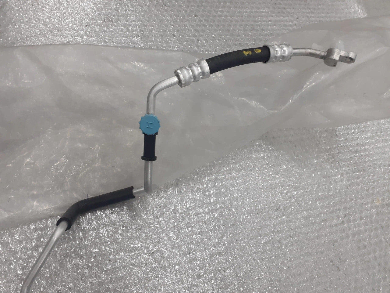 977611J050 Air Condition Pipe fits Hyundai Kia 97761-1J050 Genuine View Right