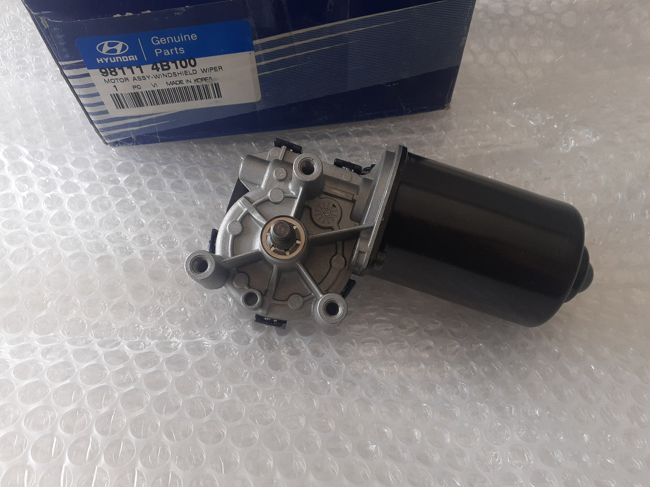 981114B100 Windshield Wiper Motor fits Hyundai H100 98111-4B100 Genuine View Front