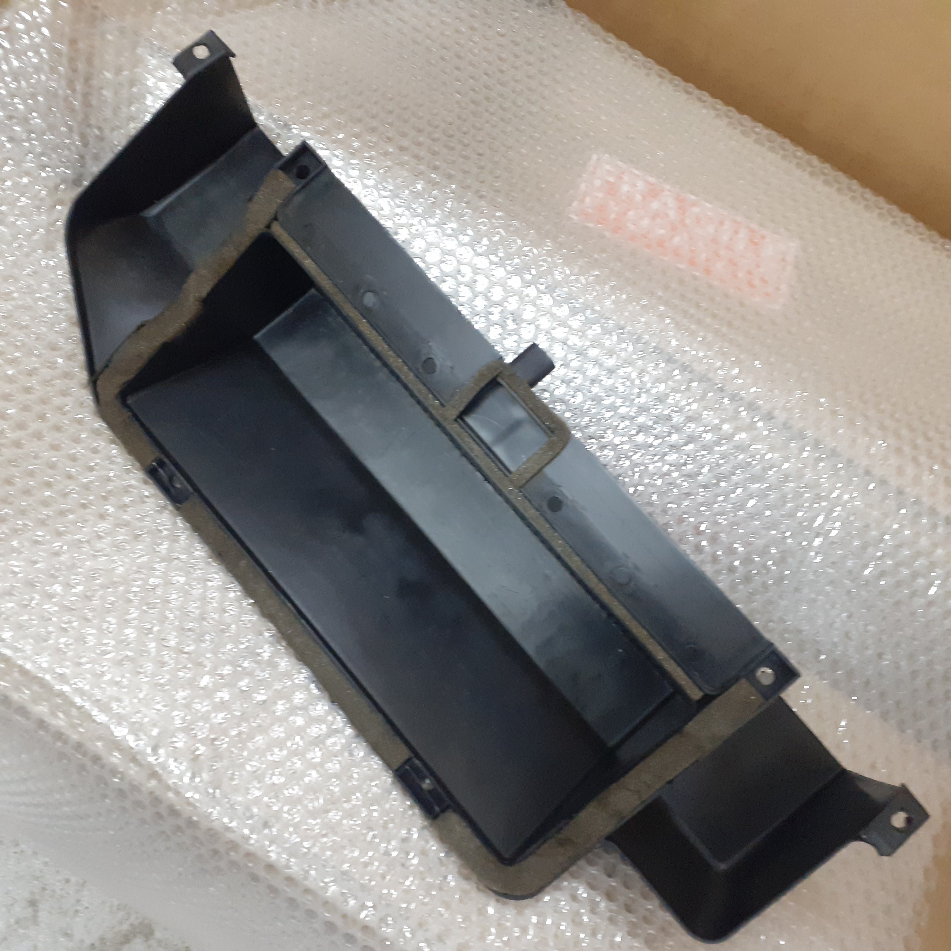 Cabin Filter Housing Heater Cover fits Iveco Eurocargo 98418605 Genuine View Rear