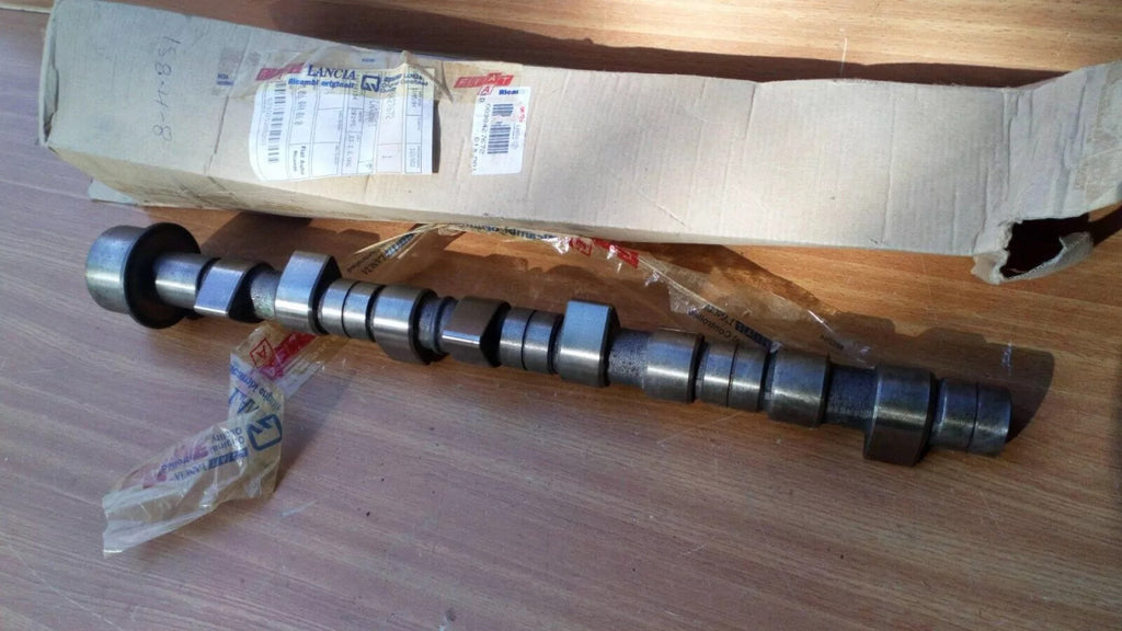 Camshaft fits Fiat Ducato Iveco Daily Peugeot Boxer Citroen 98427672 Genuine View Front
