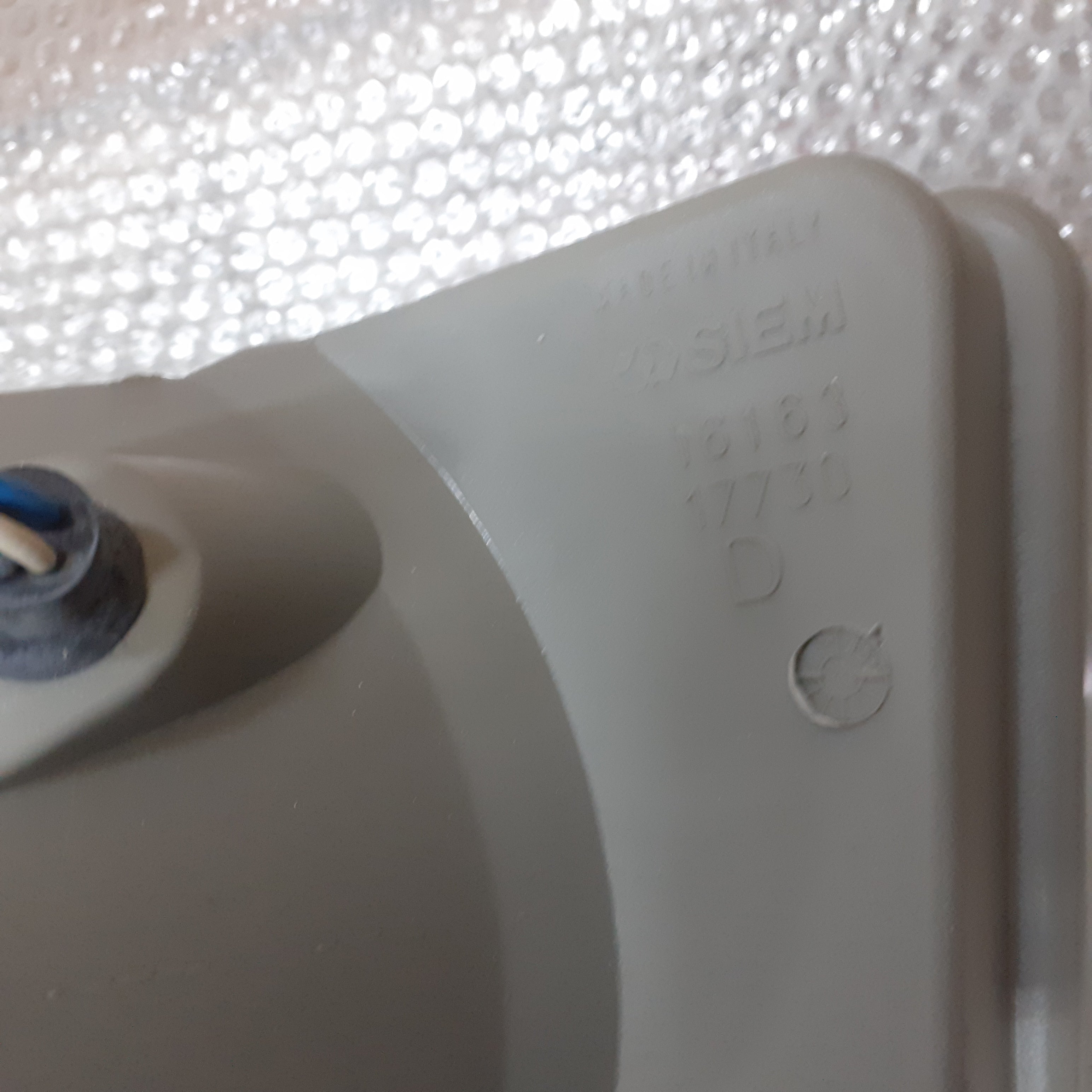 Headlight Front Right fits Iveco Daily 98433945 Genuine View Rear Right