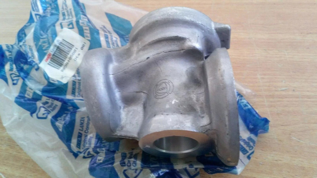 Oil Filter Cooler Base Mount Housing fits Fiat Ducato Iveco Peugeot Citroen 98485801 View Rear