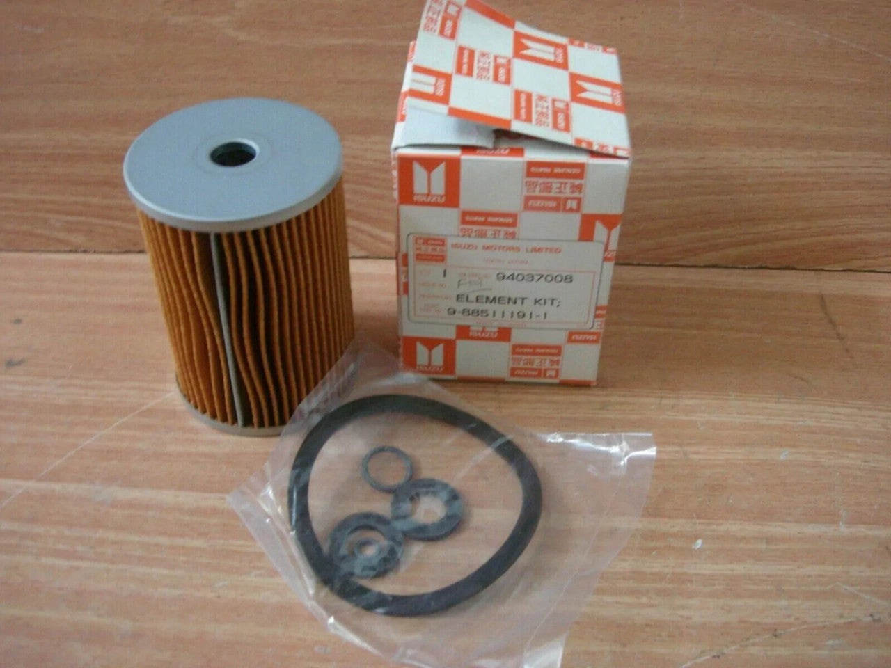Fuel Filter fits Isuzu LT MR 4BD1 4BG1 6BB1 6BD1 6BG1 9885111911 Genuine View Front
