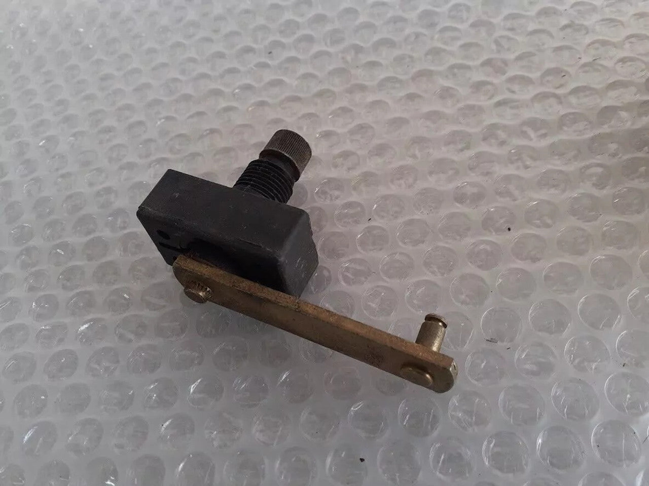 Wipers Linkage fits Fiat Ritmo Strada 9935404 Genuine View Rear