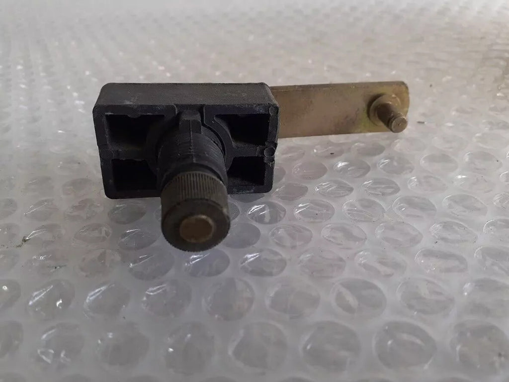 Wipers Linkage fits Fiat Ritmo Strada 9935404 Genuine View Right