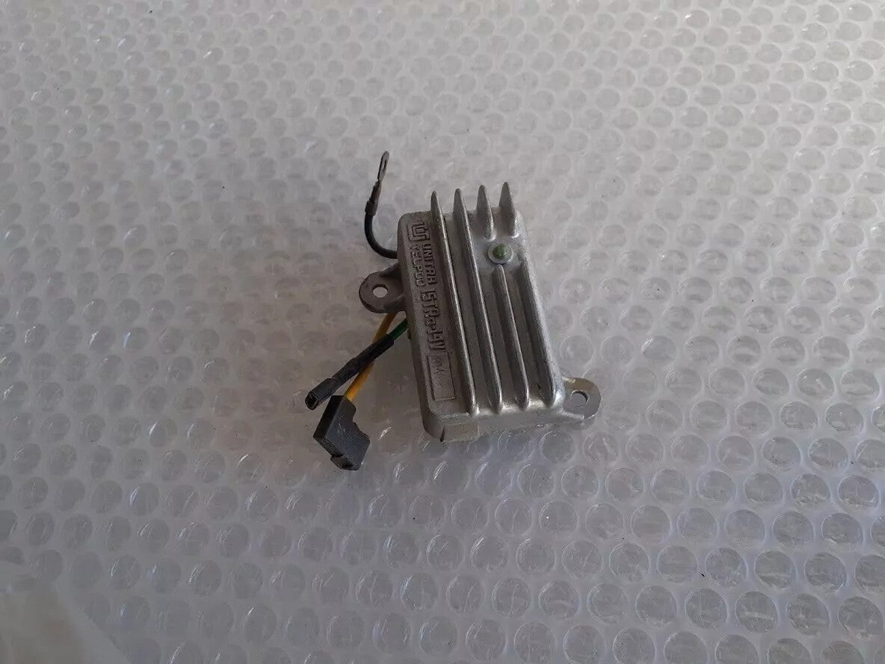 Alternator Voltage Regulator fits Fiat 126 9939316 Genuine View Left