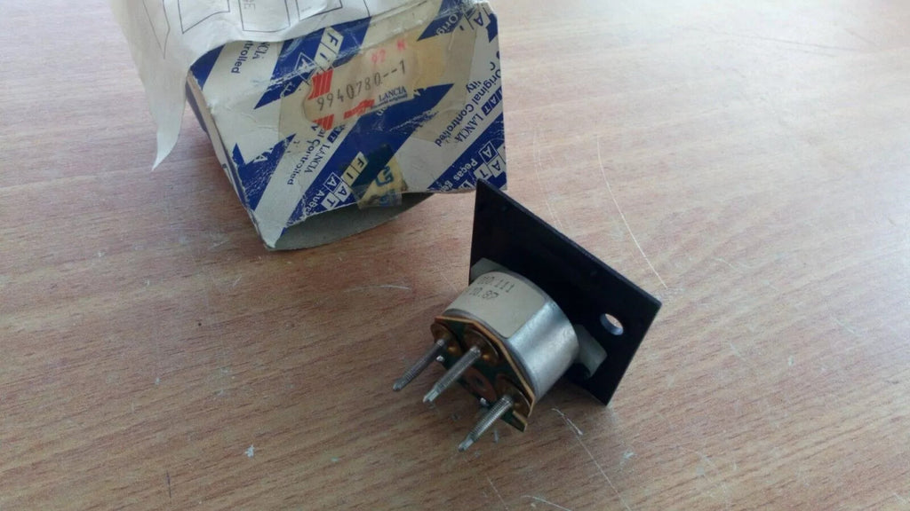 Fuel Level Gauge fits Lancia Delta 9940780 Genuine View Rear