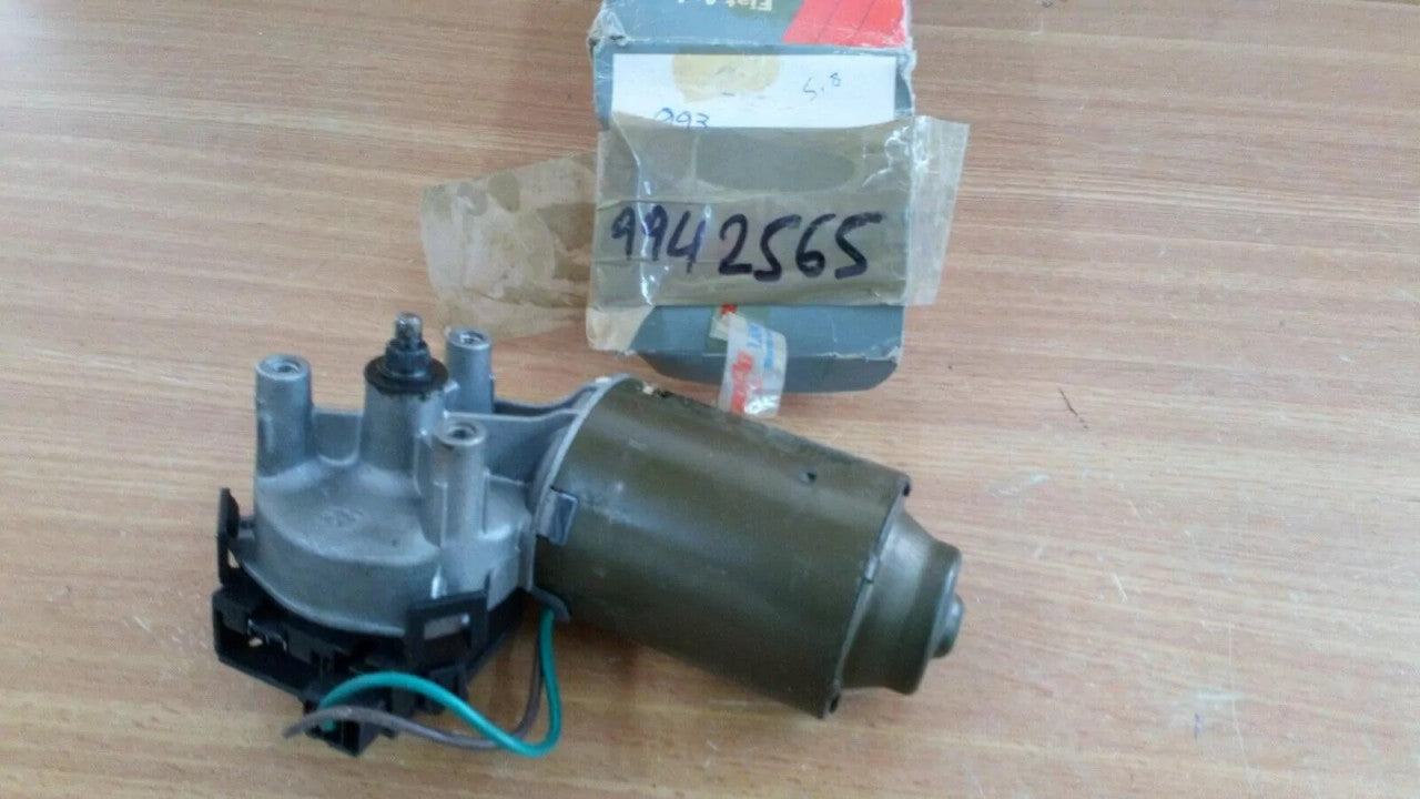 Wiper Motor Front Windshield fits Fiat Ritmo 9942565 Genuine View Front