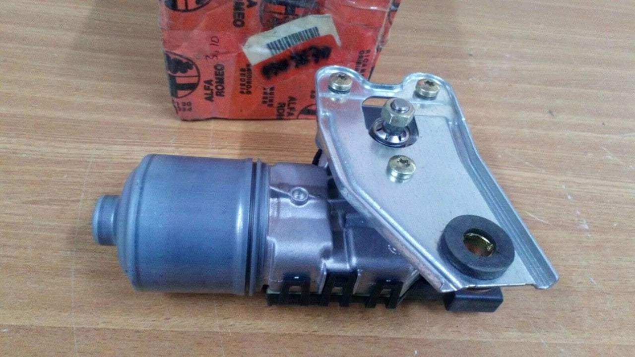 Windshield Wiper Motor Front fits Alfa Romeo 147 X2 GT 9949670 Genuine View Rear