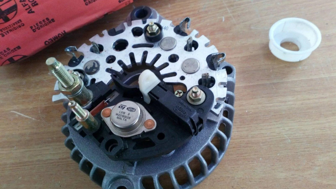 Voltage Regulator fits Alfa Romeo Fiat Lancia 9950683 Genuine View Rear